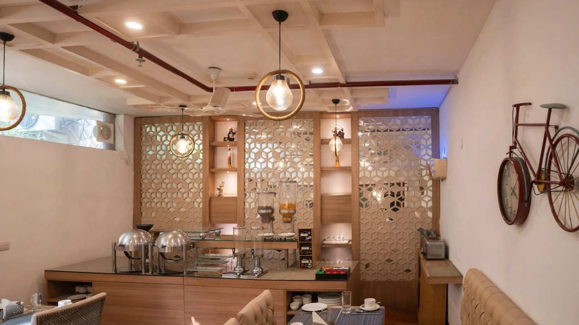 Ahuja Residency Dlf Phase 2 Ξενοδοχείο Γκουργκάον 4*,