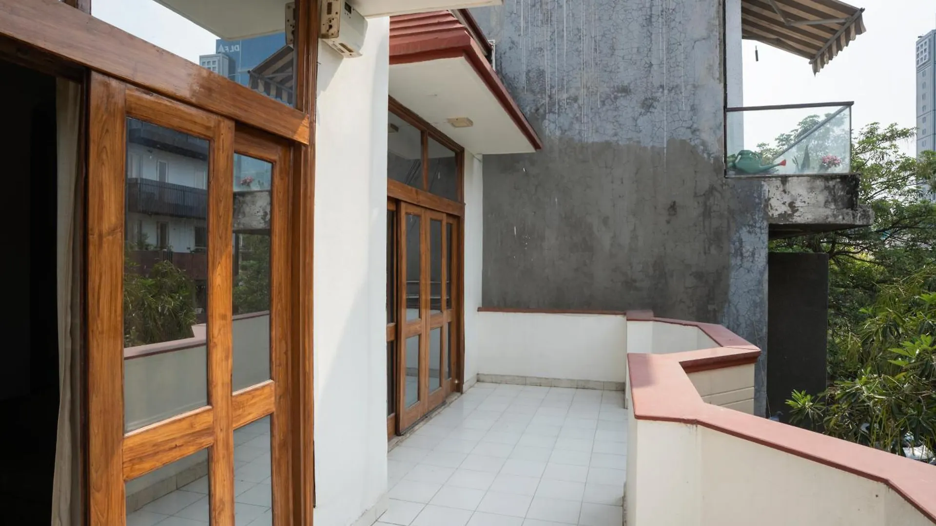 Ahuja Residency Dlf Phase 2 Hotel Gurgaon India